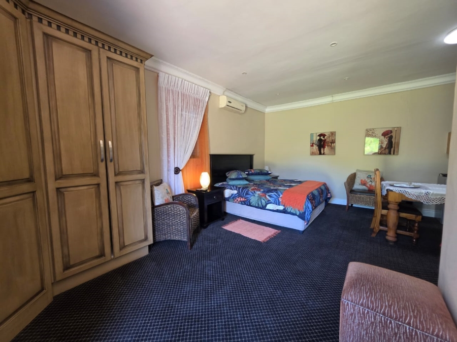 8 Bedroom Property for Sale in Riebeeckstad Free State